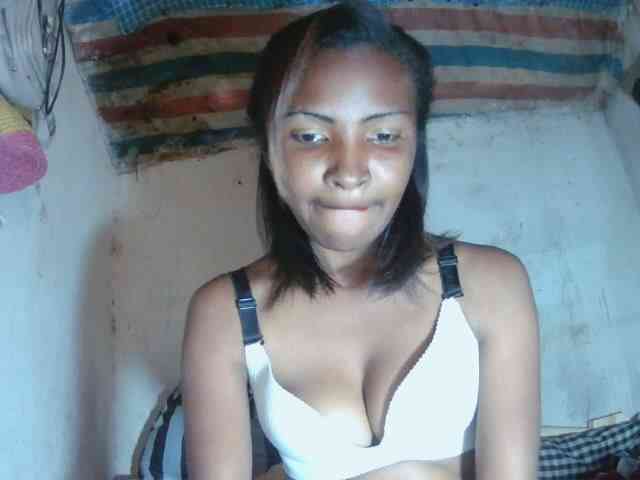 Mariana1340 webcam