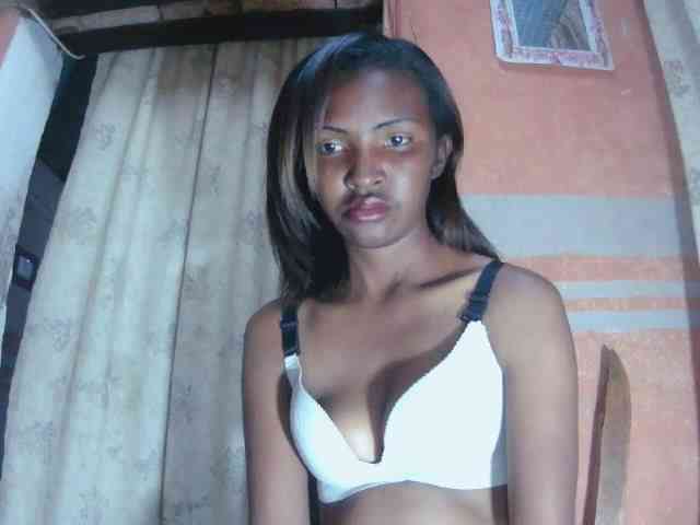 Mariana1340 webcam