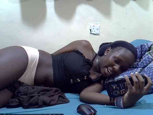 Tightpussie1 webcam