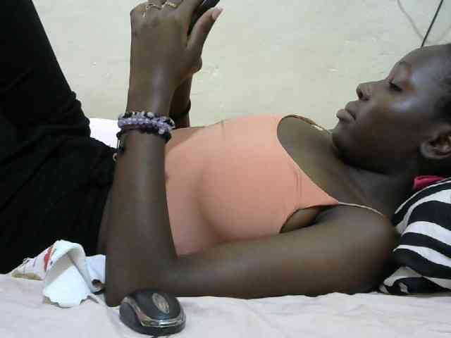 Tightpussie1 webcam