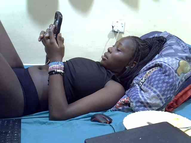 Tightpussie1 webcam