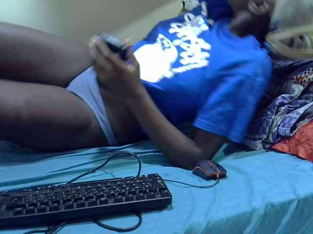 Tightpussie1 webcam