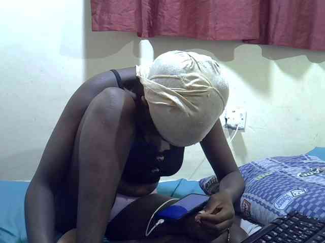 Tightpussie1 webcam