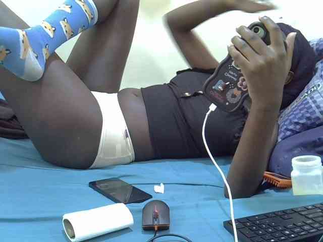 Tightpussie1 webcam