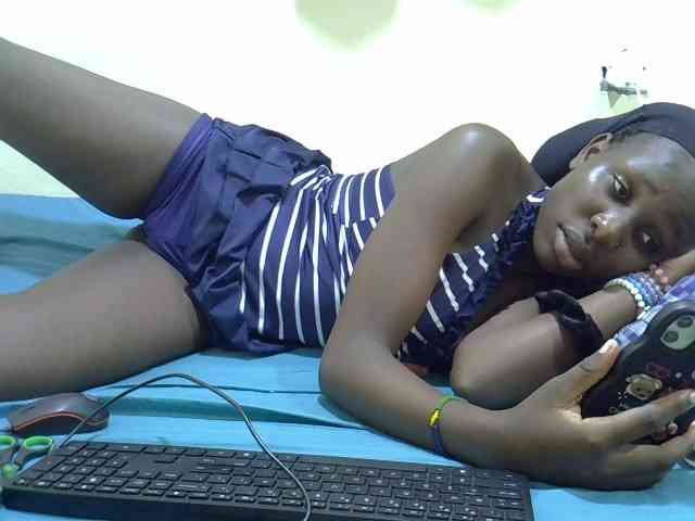 Tightpussie1 webcam