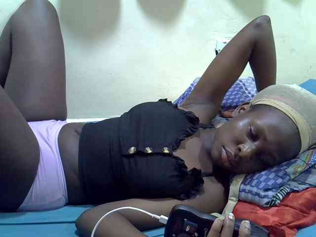 Tightpussie1 Live Webcam on BongaCams