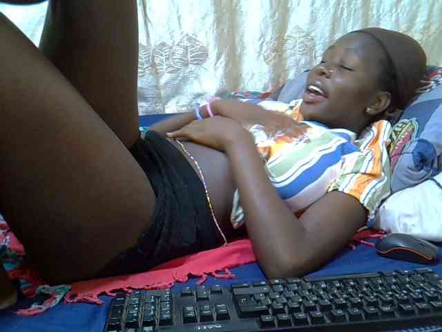 Tightpussie1 webcam