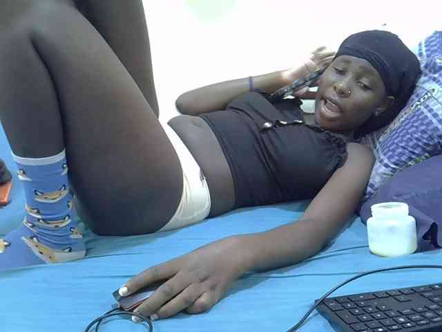 Tightpussie1 webcam