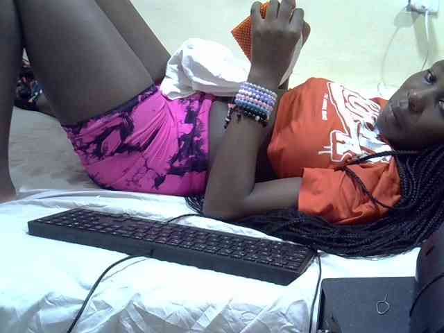 Tightpussie1 webcam
