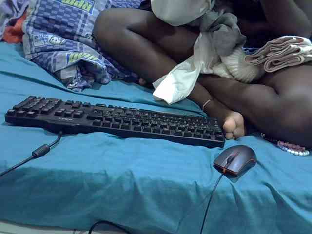 Tightpussie1 webcam