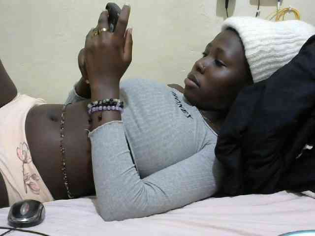 Tightpussie1 webcam