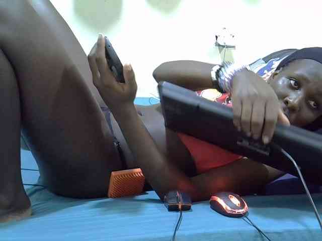 Tightpussie1 webcam