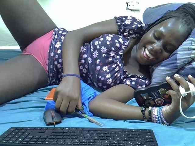 Tightpussie1 webcam