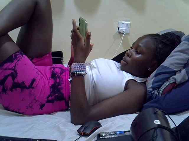 Tightpussie1 webcam