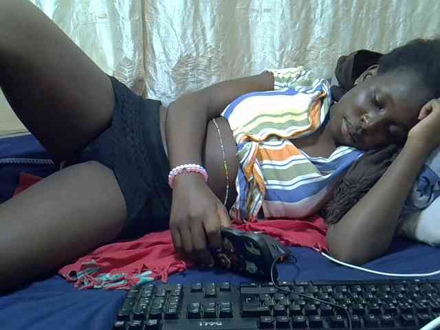 Tightpussie1 webcam