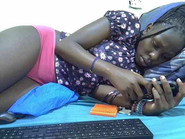 Tightpussie1 webcam