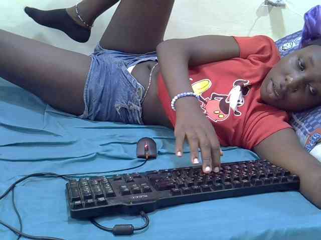 Tightpussie1 webcam