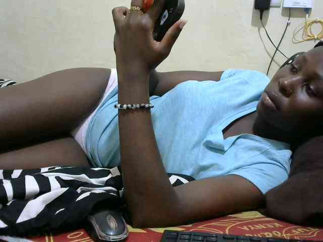 Tightpussie1 webcam