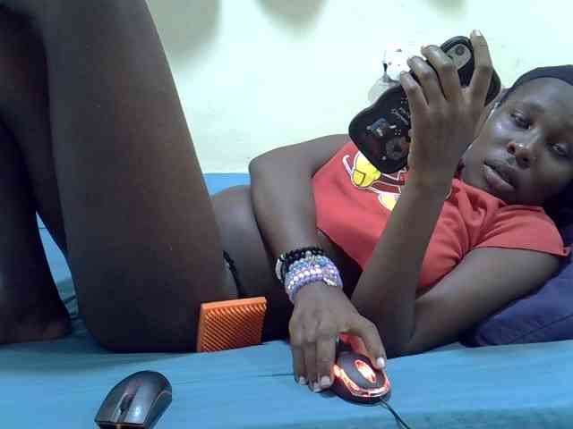 Tightpussie1 webcam