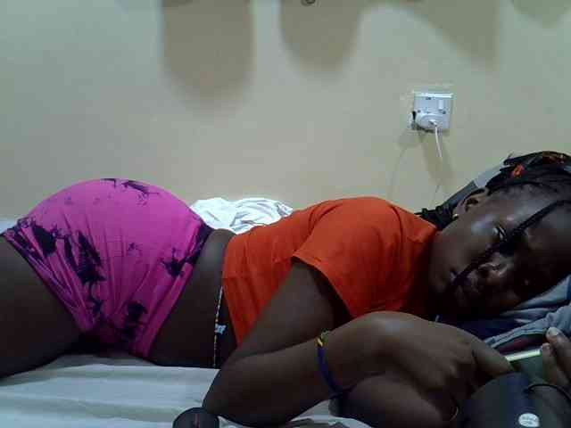 Tightpussie1 webcam