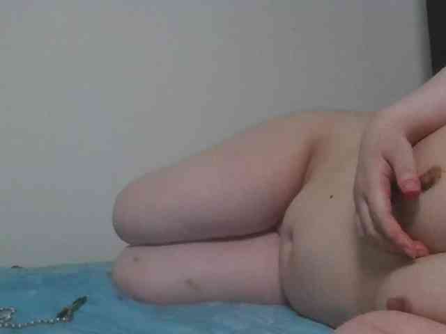 nikke-speech-impaired- webcam