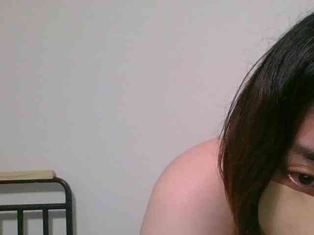 nikke-speech-impaired- webcam