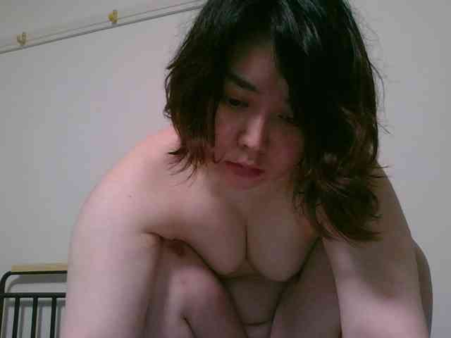 nikke-speech-impaired- webcam