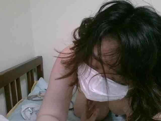 nikke- Live Webcam on BongaCams
