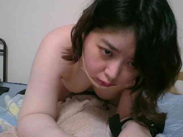 nikke-speech-impaired- webcam