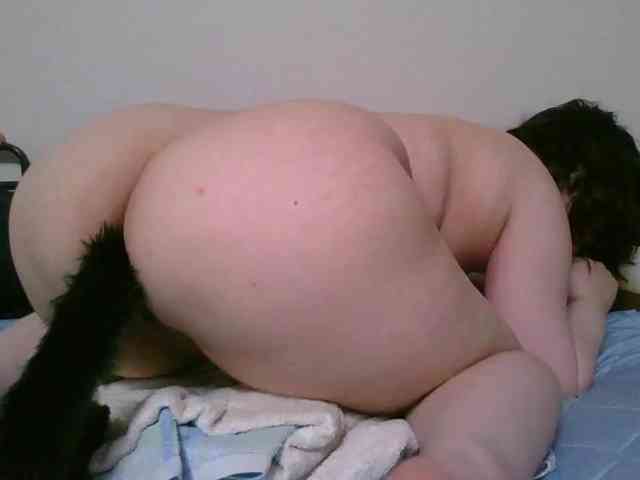 nikke-speech-impaired- webcam