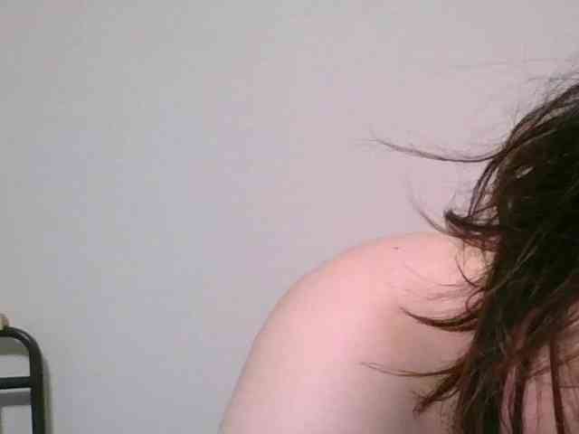 nikke-speech-impaired- webcam