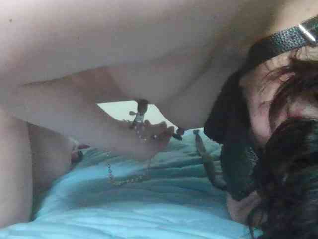 nikke-speech-impaired- webcam