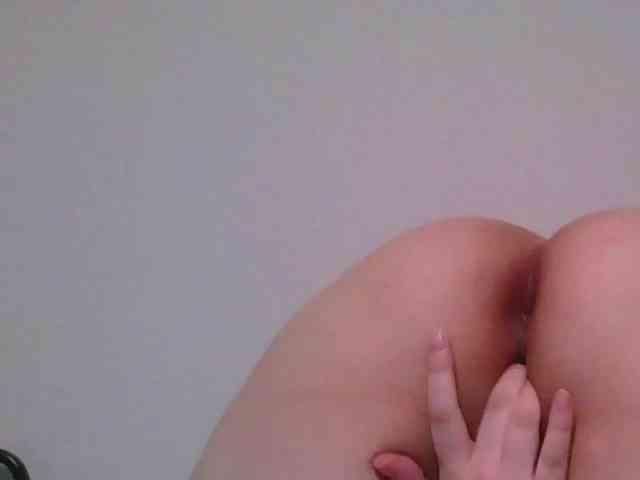 nikke-speech-impaired- webcam
