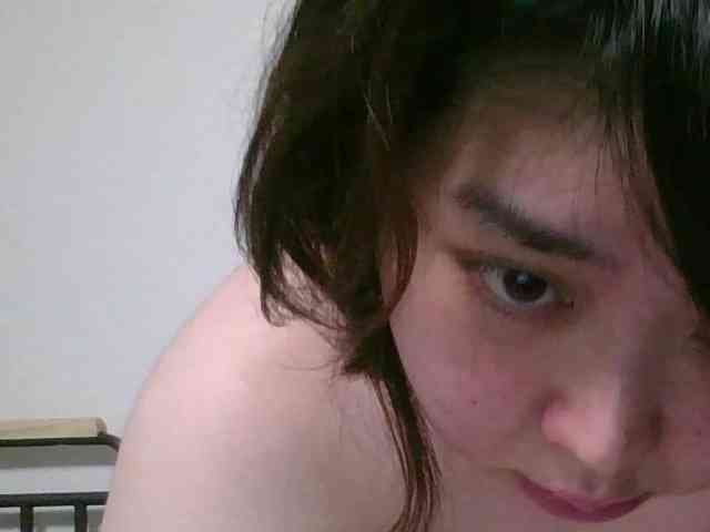 nikke-speech-impaired- webcam