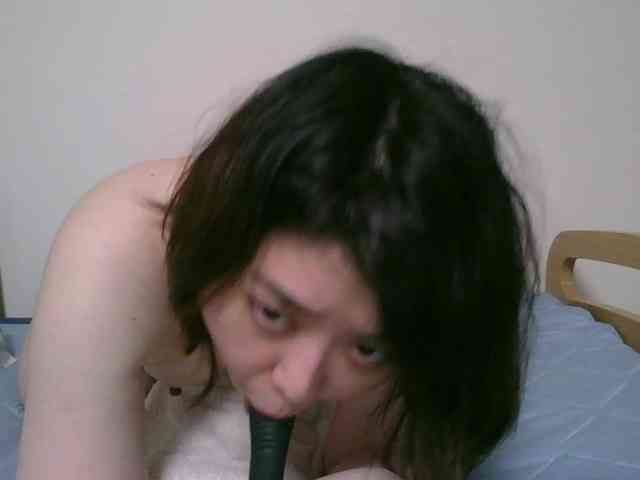 nikke-speech-impaired- webcam