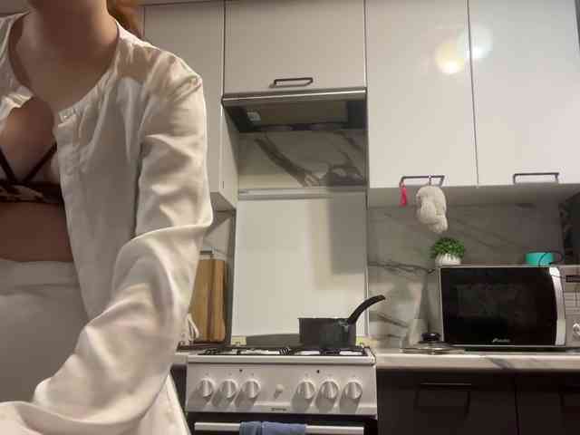 Miss-kis68 webcam