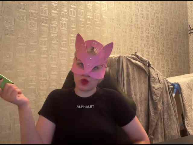 Miss-kis68 webcam