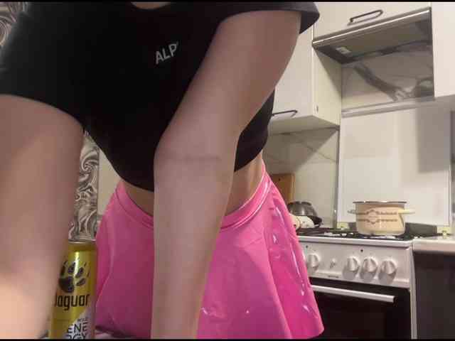 Miss-kis68 webcam