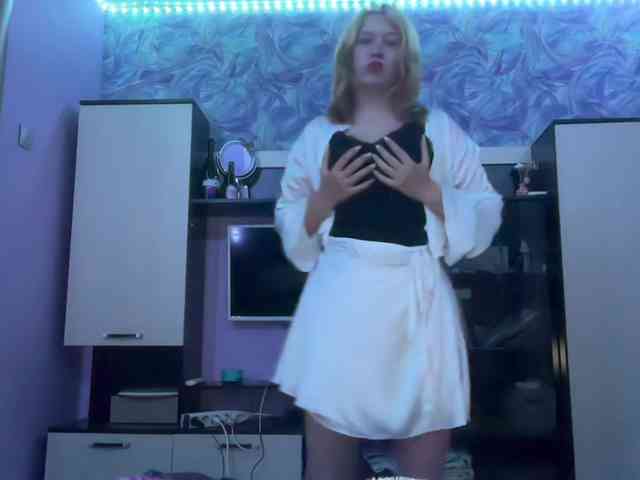 Miss-kis68 webcam