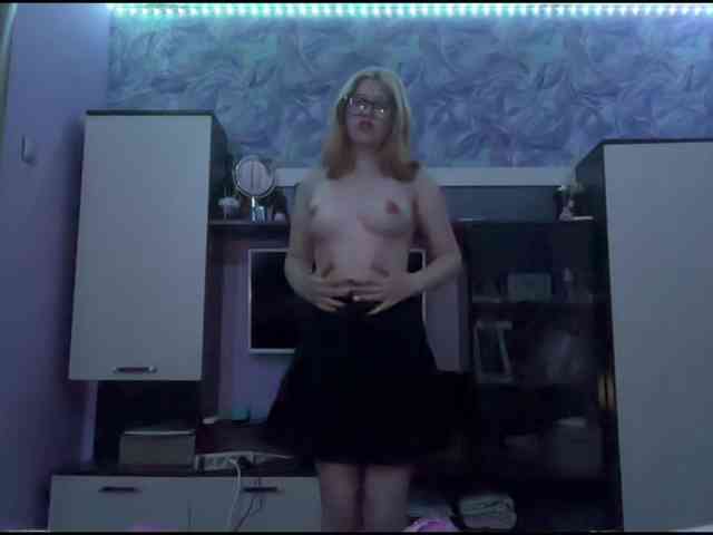 Miss-kis68 webcam