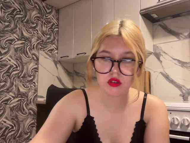 Miss-kis68 webcam