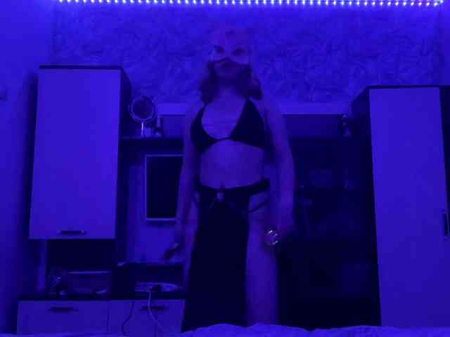 Miss-kis68 webcam
