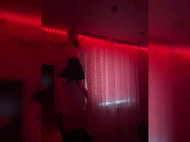 Miss-kis68 webcam