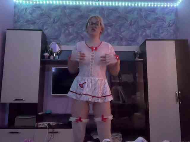 Miss-kis68 webcam