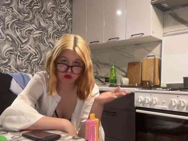 Miss-kis68 webcam