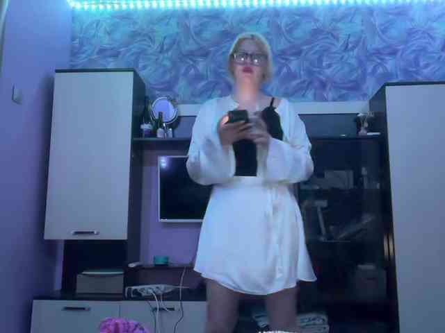 Miss-kis68 webcam