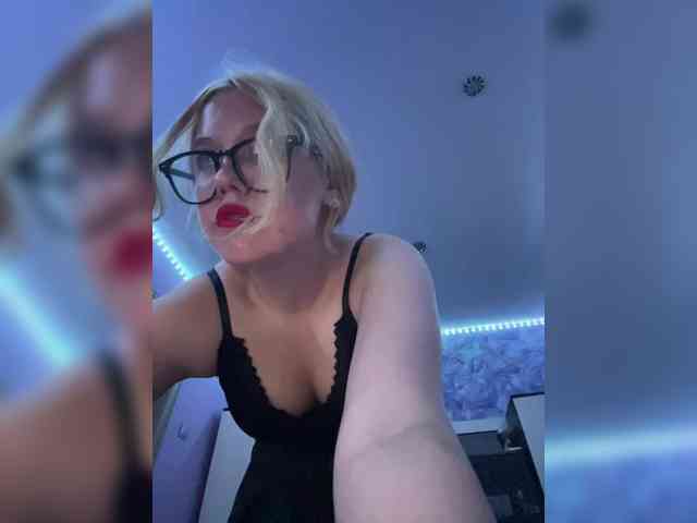 Miss-kis68 webcam