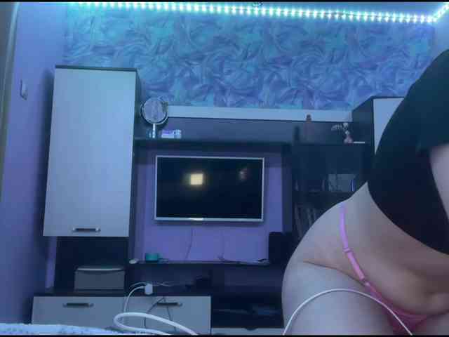 Miss-kis68 webcam