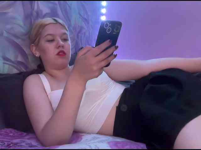 Miss-kis68 webcam