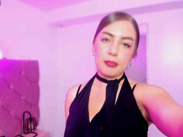 LunnaStarr webcam